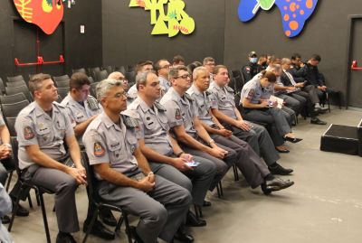 notícia: Oficiais da Polícia Militar de São Paulo conhecem as Usinas da Paz