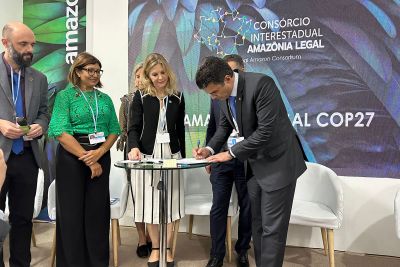 notícia: Consórcio da Amazônia Legal firma memorandos de entendimento com BEI e ABDE 