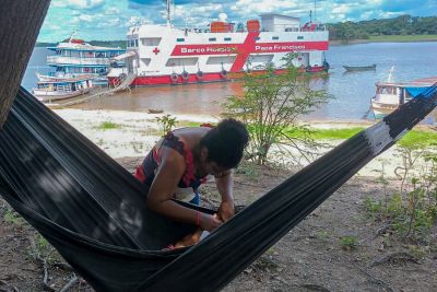 notícia: Barco Hospital Papa Francisco encerra mais uma expedição no Oeste do Pará