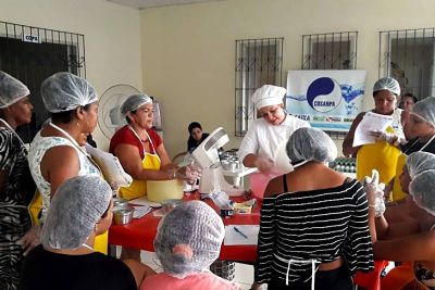 notícia: Cosanpa inicia mais um curso de capacitação para moradores de Santarém
