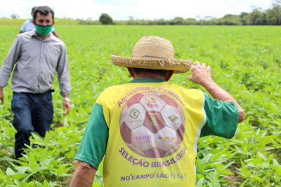 notícia: Extensão Rural celebra 57 anos de atuação no Pará atendendo 65 mil famílias agricultoras  