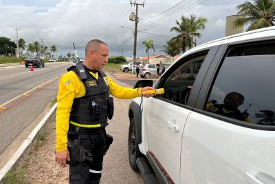 notícia: Detran intensifica combate à embriaguez no trânsito dentro da Operação Festas Seguras