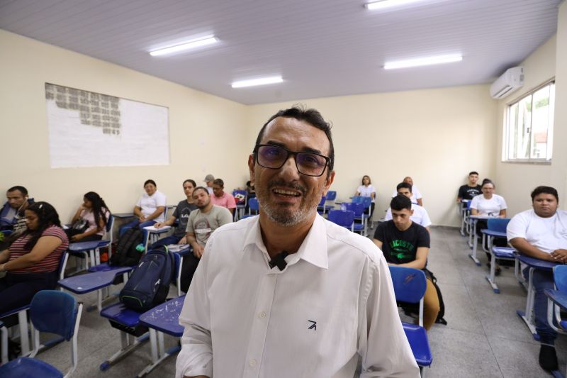 Professor Richardson Brasileiro <div class='credito_fotos'>Foto: Alex Ribeiro / Ag. Pará | <a href='/midias/2023/originais/15755_8f411351-b0aa-b14a-8667-87afa66d6514.jpg' download><i class='fa-solid fa-download'></i> Download</a></div>