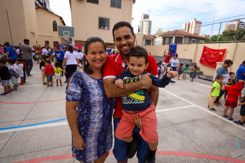 Isaque, 2 anos   - Ramon Gama (PAI)  <div class='credito_fotos'>Foto: David Alves / Ag Pará   |   <a href='/midias/2023/originais/15806_bd553977-5e00-9dd4-b767-7d26dae8b1b7.jpg' download><i class='fa-solid fa-download'></i> Download</a></div>