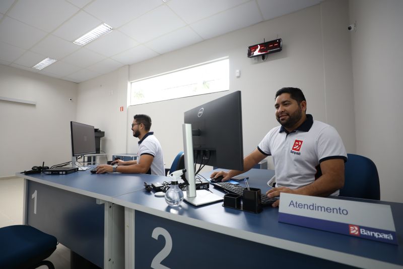 Matheus Carvalho, técnico de enfermagem <div class='credito_fotos'>Foto: Rodrigo Pinheiro / Ag.Pará | <a href='/midias/2023/originais/15905_5bf8d8ee-be2c-29ed-9812-96a7bf3aebb5.jpg' download><i class='fa-solid fa-download'></i> Download</a></div>