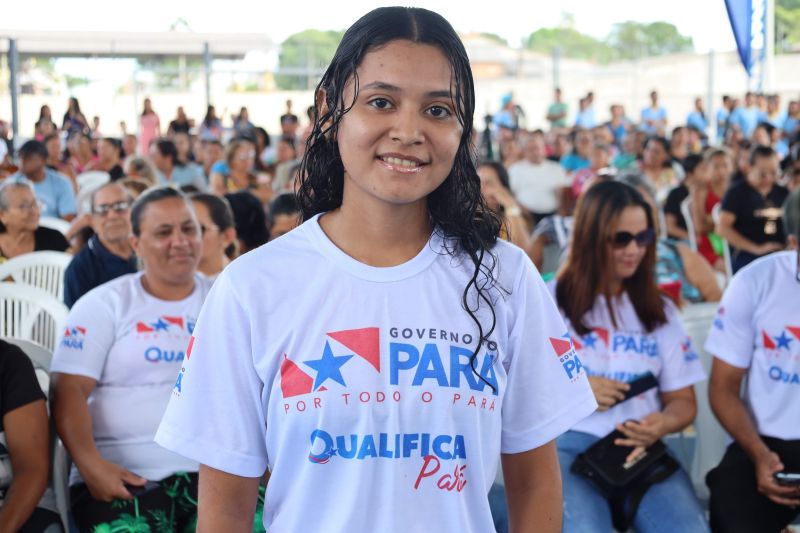 Iandeyara Silveira, 22, fez curso de atendente pelo Qualifica Pará <div class='credito_fotos'>Foto: Bruno Cecim / Ag.Pará | <a href='/midias/2023/originais/15998_ab026cfd-2878-9517-8abd-3ee928347a2f.jpg' download><i class='fa-solid fa-download'></i> Download</a></div>