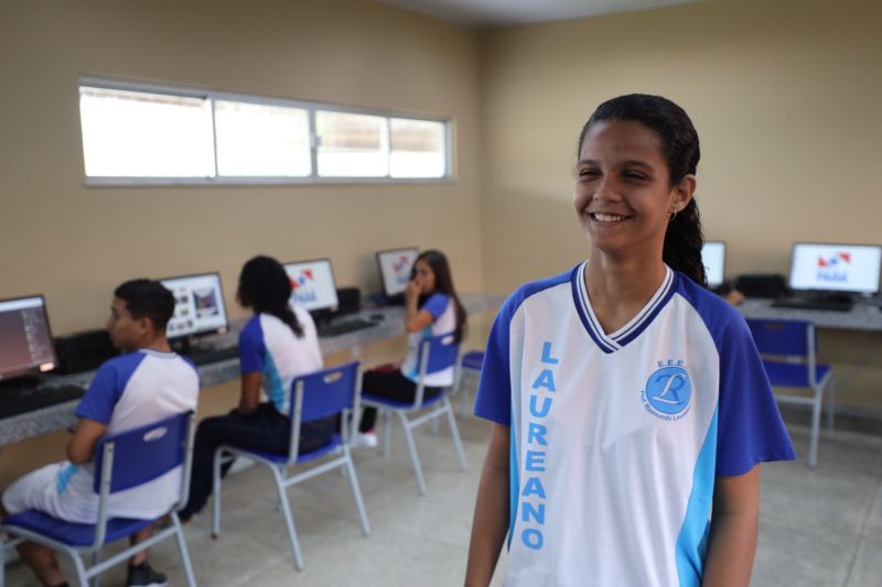 Maria Clara, estudante <div class='credito_fotos'>Foto: Pedro Guerreiro / Ag. Pará   |   <a href='/midias/2023/originais/16002_754a8e91-278f-c214-12c3-5987dc0faa8b.jpg' download><i class='fa-solid fa-download'></i> Download</a></div>