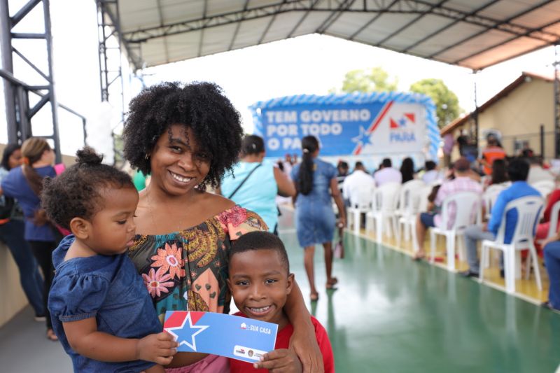 Fabia Souza, beneficia´ria_
