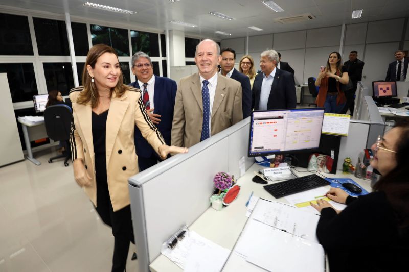 Posse do Tribunal de Recursos Fazendário da SEFA e entrega de uma Unidade de trânsito e da área do Tesouro Estadual <div class='credito_fotos'>Foto: Bruno Cecim / Ag.Pará | <a href='/midias/2023/originais/16031_2c70d956-50a1-df14-3378-996668f5c2c4.jpg' download><i class='fa-solid fa-download'></i> Download</a></div>