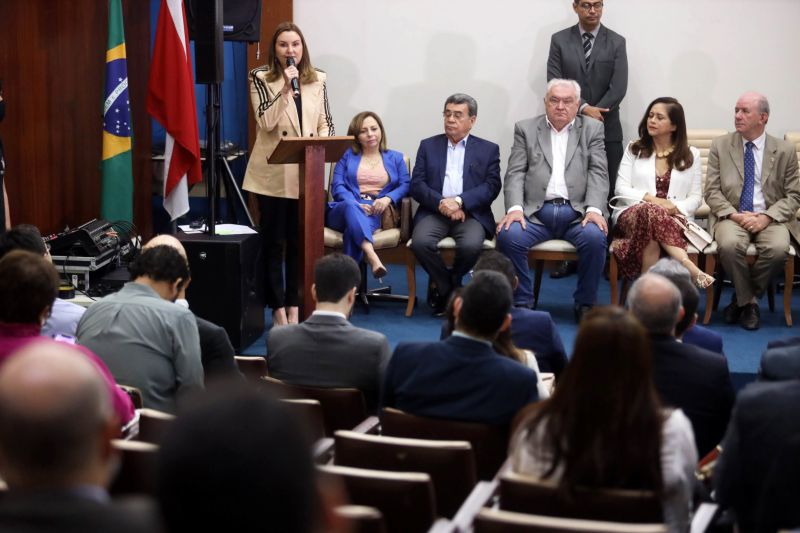 Posse do Tribunal de Recursos Fazendário da SEFA e entrega de uma Unidade de trânsito e da área do Tesouro Estadual <div class='credito_fotos'>Foto: Bruno Cecim / Ag.Pará | <a href='/midias/2023/originais/16031_4c340206-23b7-1288-00ae-11258b5ea801.jpg' download><i class='fa-solid fa-download'></i> Download</a></div>