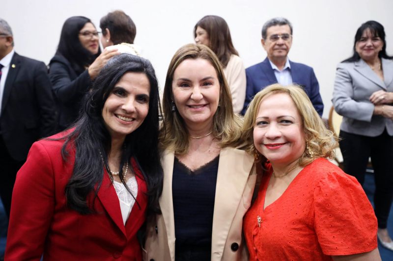 Posse do Tribunal de Recursos Fazendário da SEFA e entrega de uma Unidade de trânsito e da área do Tesouro Estadual <div class='credito_fotos'>Foto: Bruno Cecim / Ag.Pará | <a href='/midias/2023/originais/16031_b37746e5-258f-2f54-b2c4-05f32bc1bcae.jpg' download><i class='fa-solid fa-download'></i> Download</a></div>