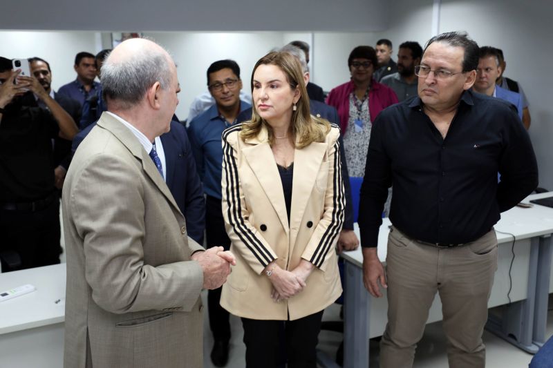 Posse do Tribunal de Recursos Fazendário da SEFA e entrega de uma Unidade de trânsito e da área do Tesouro Estadual <div class='credito_fotos'>Foto: Bruno Cecim / Ag.Pará | <a href='/midias/2023/originais/16031_bbcc4cf9-d45d-1ce6-5871-a7bec5e4a964.jpg' download><i class='fa-solid fa-download'></i> Download</a></div>