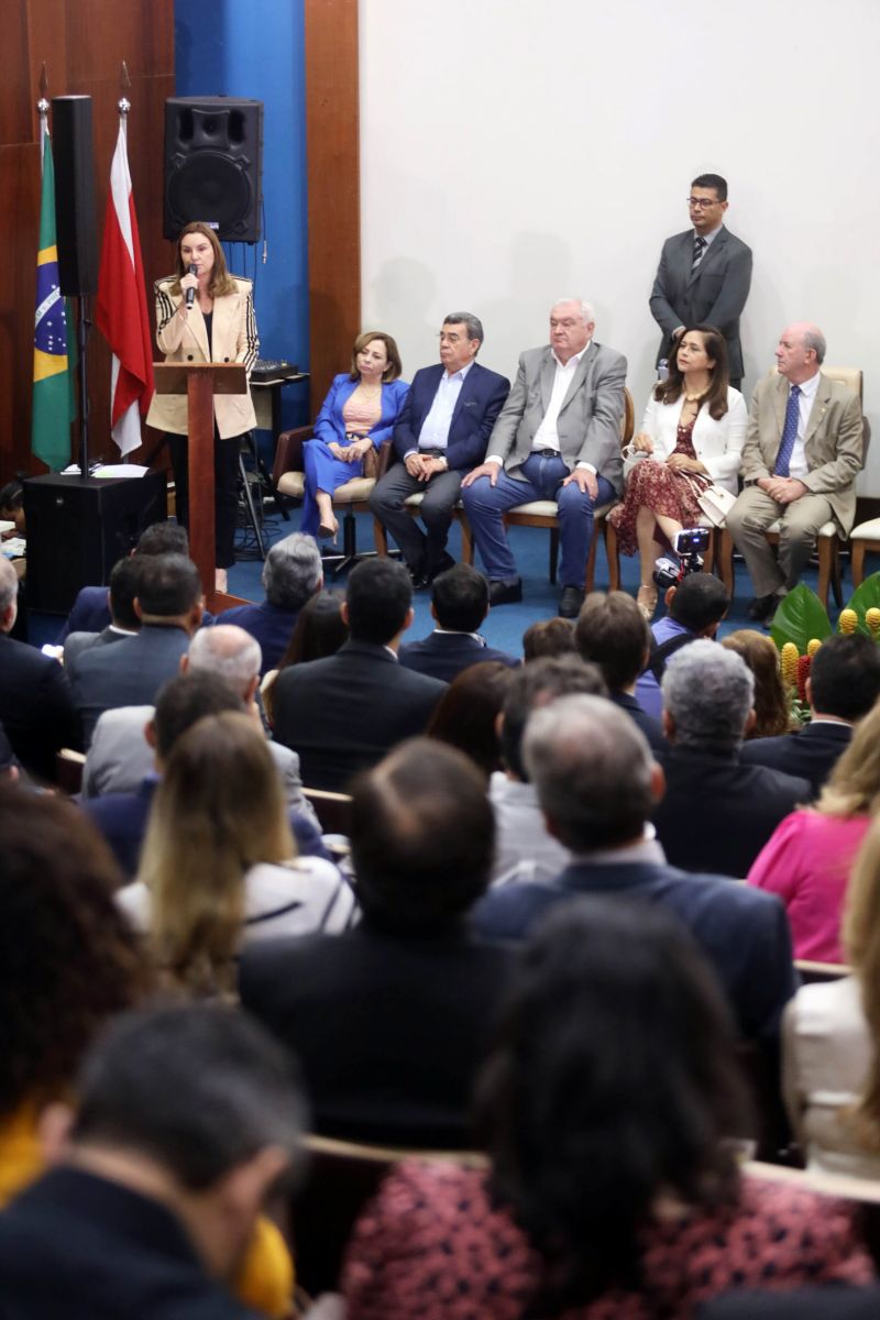Posse do Tribunal de Recursos Fazendário da SEFA e entrega de uma Unidade de trânsito e da área do Tesouro Estadual <div class='credito_fotos'>Foto: Bruno Cecim / Ag.Pará | <a href='/midias/2023/originais/16031_f4c8a31b-8fca-86bb-624d-b743f3358778.jpg' download><i class='fa-solid fa-download'></i> Download</a></div>