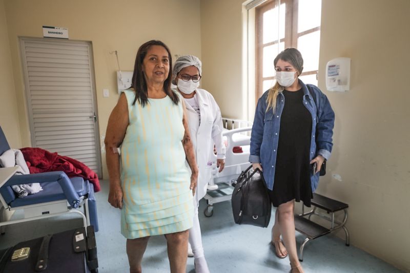 Alta Segunda Transplantada - Santa Casa - Fotos Pedro Guerreiro <div class='credito_fotos'>Foto: Pedro Guerreiro / Ag. Pará   |   <a href='/midias/2023/originais/16048_633c4a3f-71b3-93ac-b783-5463ae183895.jpg' download><i class='fa-solid fa-download'></i> Download</a></div>