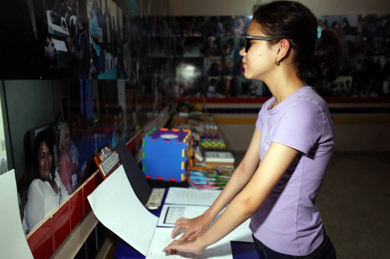 Angelia Oliveira, estudante, 14 anos <div class='credito_fotos'>Foto: Bruno Cecim / Ag.Pará | <a href='/midias/2023/originais/16125_dc4e182f-0a80-7c49-3855-ac69fb74cae1.jpg' download><i class='fa-solid fa-download'></i> Download</a></div>