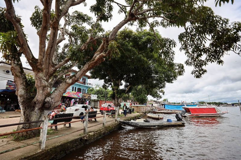 Porto de Moz - Imagens da cidade, orla e come´rcio - Fotos Bruno Cecim - Ag.Para´ <div class='credito_fotos'>Foto: Bruno Cecim / Ag.Pará | <a href='/midias/2023/originais/16157_65b121c8-4b44-7566-0c74-d1e11f3a4272.jpg' download><i class='fa-solid fa-download'></i> Download</a></div>