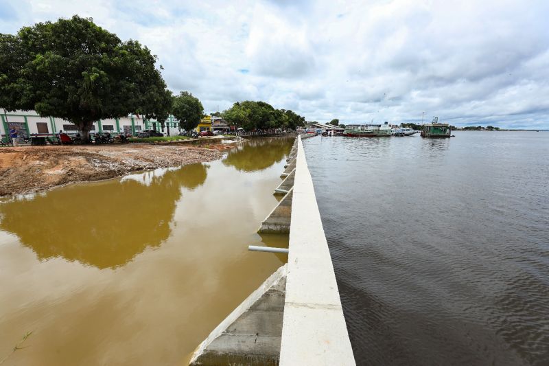 Porto de Moz - Imagens da cidade, orla e come´rcio - Fotos Bruno Cecim - Ag.Para´ <div class='credito_fotos'>Foto: Bruno Cecim / Ag.Pará | <a href='/midias/2023/originais/16157_6dd76479-c367-2be0-4808-5127c70cb119.jpg' download><i class='fa-solid fa-download'></i> Download</a></div>