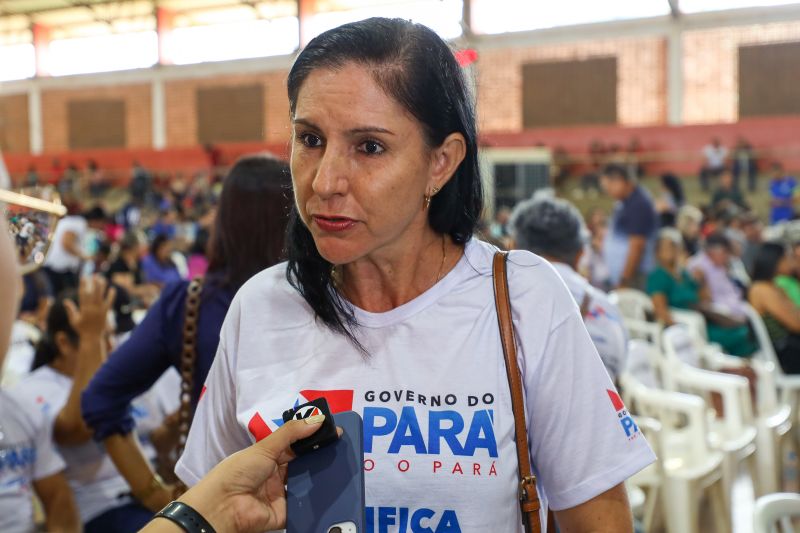 Ana Ferreira - coordenadora do programa em Tucumã <div class='credito_fotos'>Foto: Rodrigo Pinheiro / Ag.Pará   |   <a href='/midias/2023/originais/16359_b10fea43-b639-cba0-b7a8-45929e7291a6.jpg' download><i class='fa-solid fa-download'></i> Download</a></div>