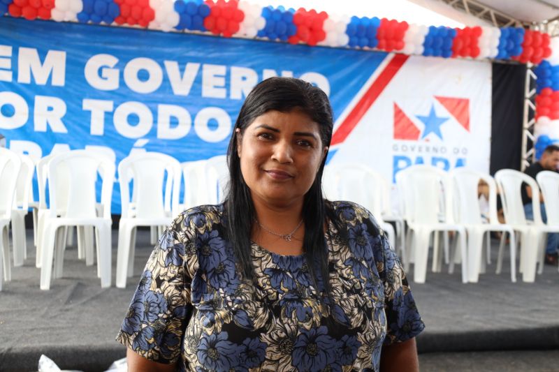 Valeria Pereira, dona de casa_ <div class='credito_fotos'>Foto: David Alves / Ag.Pará   |   <a href='/midias/2023/originais/16365_0f63863e-6903-18da-00e9-dd7976833c46.jpg' download><i class='fa-solid fa-download'></i> Download</a></div>
