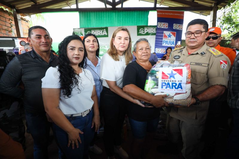 hana Ghassan entregou cestas de alimentos