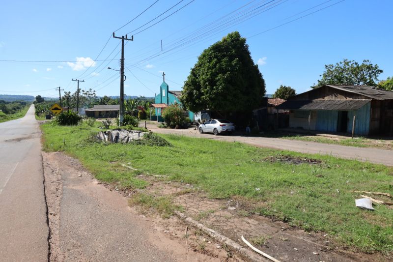 TERRENO ONDE SERA´ CONSTRUI´DO A COMPANHIA DA POLI´CIA MILITAR - BREU BRANCO PA - FOTOS MARCELO SEABRA <div class='credito_fotos'>Foto: Marcelo Seabra / Ag. Pará | <a href='/midias/2023/originais/16412_8f2c241b-2c7c-8a63-9b84-1206879d9379.jpg' download><i class='fa-solid fa-download'></i> Download</a></div>