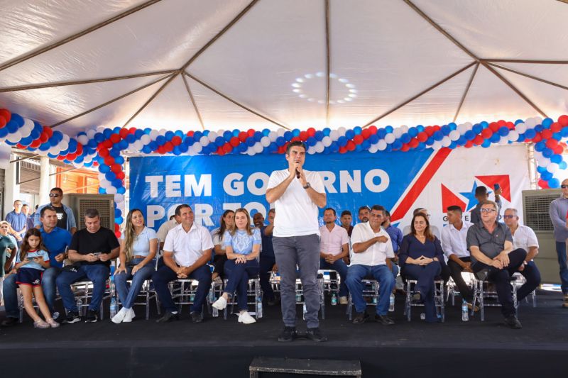 Governador entrega Banpará e Qualifica Pará <div class='credito_fotos'>Foto: Alex Ribeiro / Ag. Pará | <a href='/midias/2023/originais/16414_62d65ab2-03de-5c92-47cb-f7fe0211b8cf.jpg' download><i class='fa-solid fa-download'></i> Download</a></div>