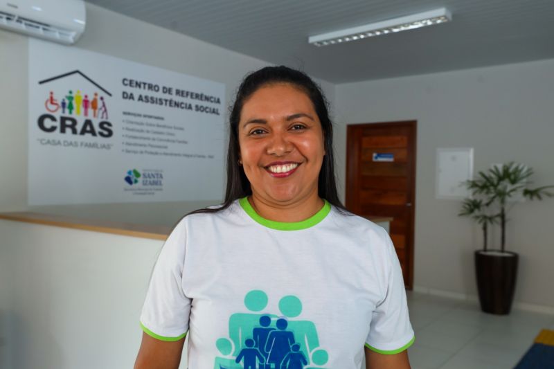 Joacely Andrade - orientadora social