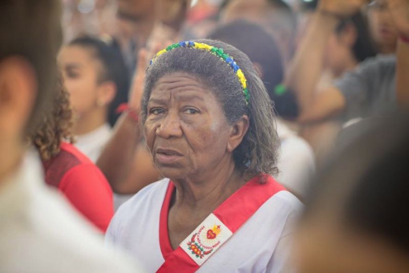 Procissão do senhor divino Espírito Santo em moju <div class='credito_fotos'>Foto: Marco Santos / Ag. Pará | <a href='/midias/2023/originais/16421_9d6c6032-3f2e-b30c-2892-cf660ff2c406.jpg' download><i class='fa-solid fa-download'></i> Download</a></div>