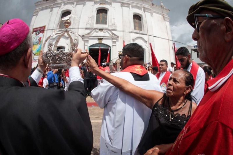 Procissão do senhor divino Espírito Santo em moju <div class='credito_fotos'>Foto: Marco Santos / Ag. Pará | <a href='/midias/2023/originais/16421_badf0a83-84ec-82e0-c9f1-6954fa0e17a4.jpg' download><i class='fa-solid fa-download'></i> Download</a></div>