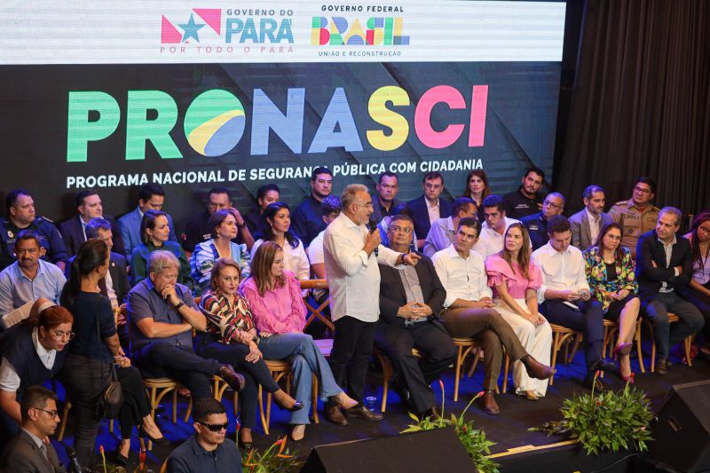 G[PGovernador Helder com Ministros Jader Filho e Flávio Dino/USINA DA PAZ NA CABANAGEM <div class='credito_fotos'>Foto: Marco Santos / Ag. Pará | <a href='/midias/2023/originais/16477_326c8d98-b4cf-0d84-f52a-ed046a3f4743.jpg' download><i class='fa-solid fa-download'></i> Download</a></div>