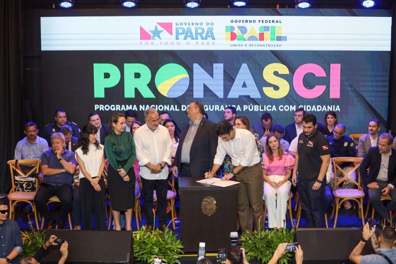 G[PGovernador Helder com Ministros Jader Filho e Flávio Dino/USINA DA PAZ NA CABANAGEM <div class='credito_fotos'>Foto: Marco Santos / Ag. Pará | <a href='/midias/2023/originais/16477_6bffc3be-446d-fcaf-f0ee-5393d03ba79f.jpg' download><i class='fa-solid fa-download'></i> Download</a></div>