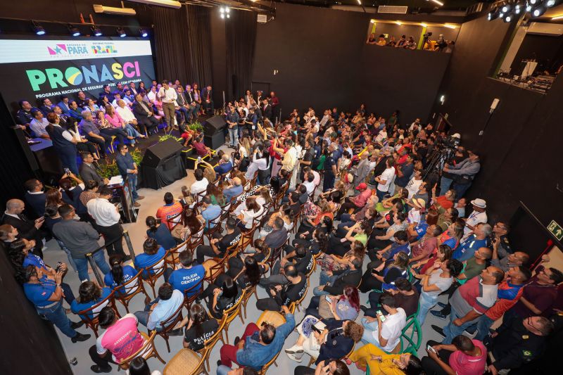G[PGovernador Helder com Ministros Jader Filho e Flávio Dino/USINA DA PAZ NA CABANAGEM <div class='credito_fotos'>Foto: Marco Santos / Ag. Pará | <a href='/midias/2023/originais/16477_9f2d8700-4991-5ef9-1776-3ba39d12d4b1.jpg' download><i class='fa-solid fa-download'></i> Download</a></div>