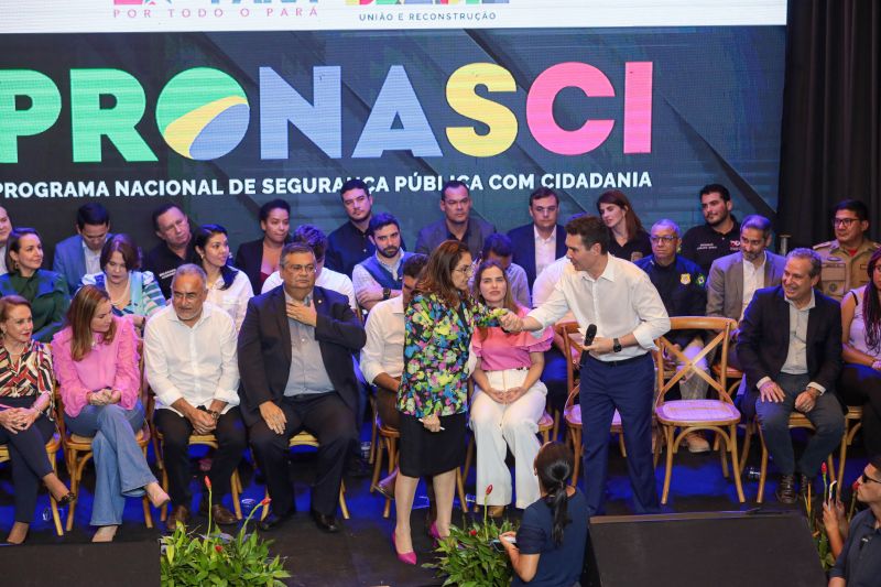 G[PGovernador Helder com Ministros Jader Filho e Flávio Dino/USINA DA PAZ NA CABANAGEM <div class='credito_fotos'>Foto: Marco Santos / Ag. Pará | <a href='/midias/2023/originais/16477_f0e2ad5d-fabb-3161-a8c2-b9ee5cdde4c7.jpg' download><i class='fa-solid fa-download'></i> Download</a></div>