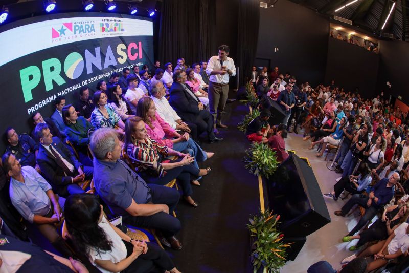 G[PGovernador Helder com Ministros Jader Filho e Flávio Dino/USINA DA PAZ NA CABANAGEM <div class='credito_fotos'>Foto: Marco Santos / Ag. Pará | <a href='/midias/2023/originais/16477_fc860148-2b2f-3a23-e803-76051f94155c.jpg' download><i class='fa-solid fa-download'></i> Download</a></div>