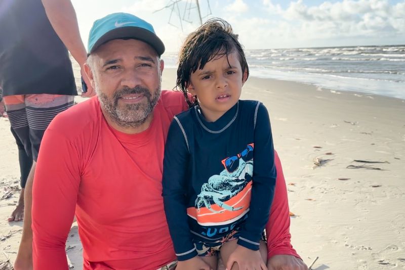 Vinícius Leal (Ascom/Ideflor-Bio)

NA FOTO: Paulo Mendes e seu filho
 <div class='credito_fotos'>Foto: Vinícius Leal / Ascom Ideflor-Bio   |   <a href='/midias/2023/originais/16498_0ba0cf41-1c30-0ba4-6bbe-13dc9b2c165c.jpg' download><i class='fa-solid fa-download'></i> Download</a></div>