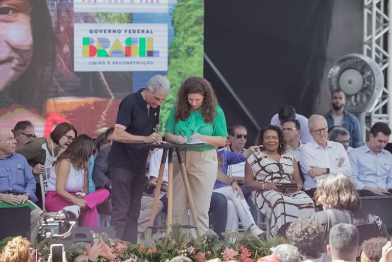  <div class='credito_fotos'>Foto: Ricardo STuckert / Divulgação   |   <a href='/midias/2023/originais/16519_517a2f86-ad04-0dfc-16d1-744a82b29e5d.jpg' download><i class='fa-solid fa-download'></i> Download</a></div>