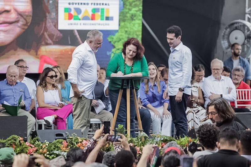  <div class='credito_fotos'>Foto: Ricardo STuckert / Divulgação   |   <a href='/midias/2023/originais/16519_f197cc7b-0924-0109-c05d-edb34ad7096b.jpg' download><i class='fa-solid fa-download'></i> Download</a></div>
