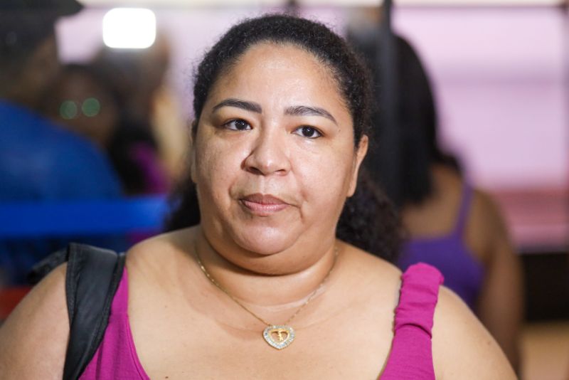 Alessandra Lopes, auxiliar de serviços gerais(1) <div class='credito_fotos'>Foto: David Alves / Ag Pará   |   <a href='/midias/2023/originais/16641_f1c563a1-3d37-2255-e438-371f55855d9e.jpg' download><i class='fa-solid fa-download'></i> Download</a></div>