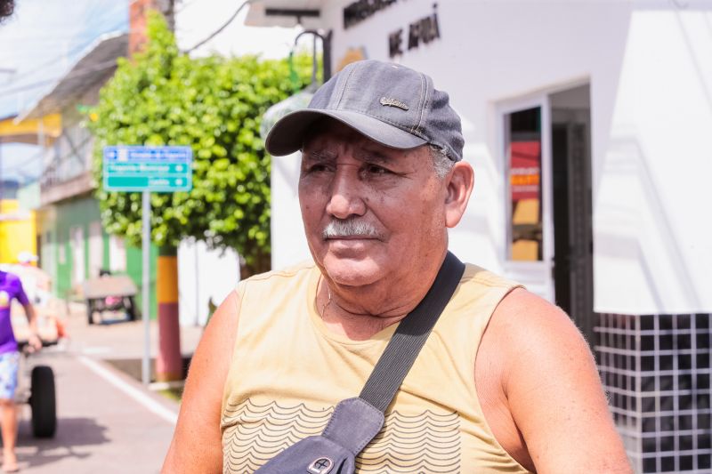 Sergio Lobato - vendedor de peixes <div class='credito_fotos'>Foto: Marco Santos / Ag. Pará   |   <a href='/midias/2023/originais/16734_84a2d525-d00d-c916-aafe-25e5e767a20a.jpg' download><i class='fa-solid fa-download'></i> Download</a></div>