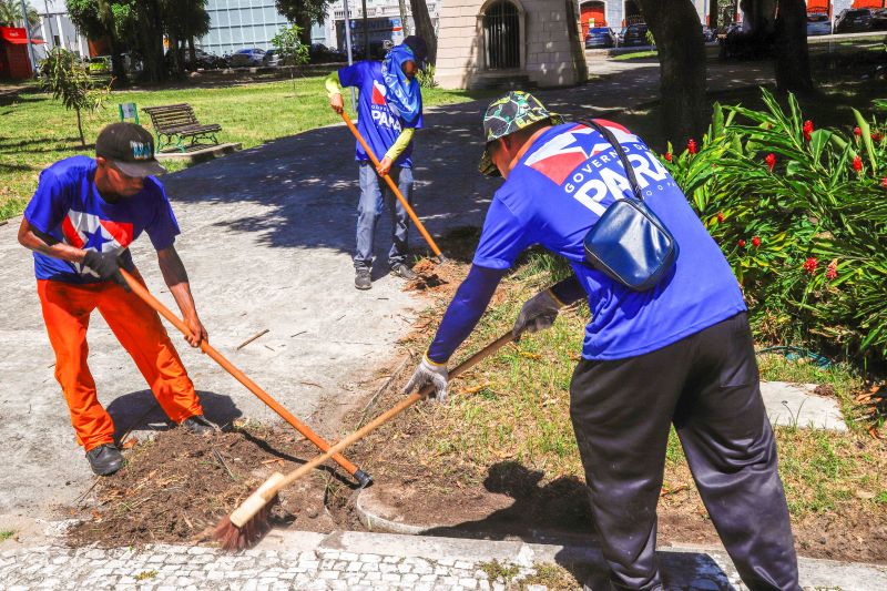 Cerca de 230 toneladas de resíduos foram coletadas em 30 dias de ação de limpeza
 <div class='credito_fotos'>Foto: Paula Lourinho / Ascom Seop   |   <a href='/midias/2023/originais/16824_ad48e28a-7c6e-42ae-b77a-bdd38164894b.jpg' download><i class='fa-solid fa-download'></i> Download</a></div>