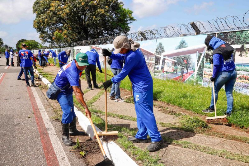 Cerca de 230 toneladas de resíduos foram coletadas em 30 dias de ação de limpeza
 <div class='credito_fotos'>Foto: Paula Lourinho / Ascom Seop   |   <a href='/midias/2023/originais/16824_baefad6b-af6d-d0a3-59fe-ddfcf7d0f3c7.jpg' download><i class='fa-solid fa-download'></i> Download</a></div>