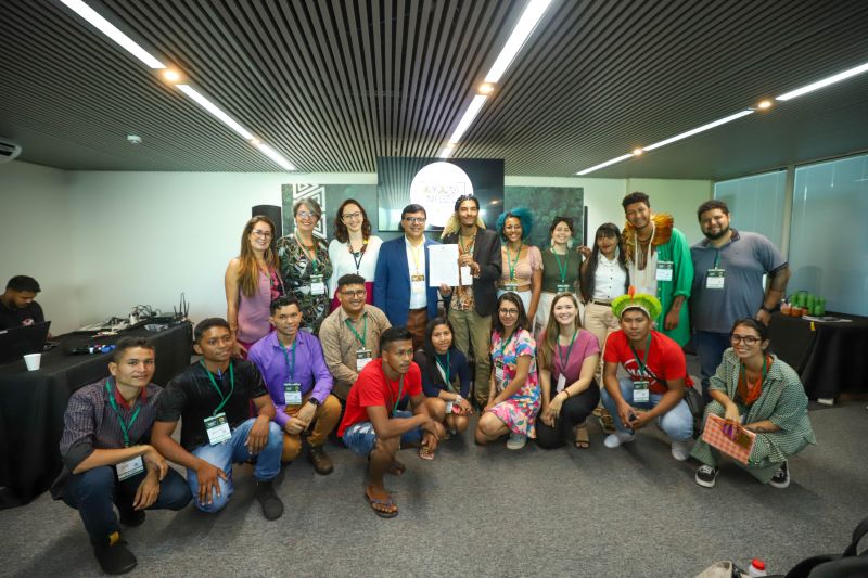 Planos de Sociobioeconomia na Amazônia Legal
 Lançamento Edital de Chamamento Público para a Câmara da Juventude do FPMAC FT Alex Ribeiro / Ag Pará <div class='credito_fotos'>Foto: Alex Ribeiro / Ag. Pará   |   <a href='/midias/2023/originais/16834_016839bd-353c-b9eb-ef36-59be7453741b.jpg' download><i class='fa-solid fa-download'></i> Download</a></div>