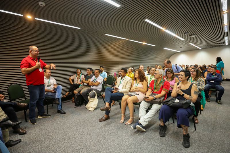 Saúde e ambiente na amazônia: integração necessária hoje para atuação nos cenários futuros e no fortalecimento do SUS
Secretário Saúde do Estado do Pará Rômulo Gomes Rodovalho FT Alex Ribeiro Ag Pará <div class='credito_fotos'>Foto: Alex Ribeiro / Ag. Pará | <a href='/midias/2023/originais/16835_4fda109d-147c-acfc-6246-39ef2cc3353f.jpg' download><i class='fa-solid fa-download'></i> Download</a></div>