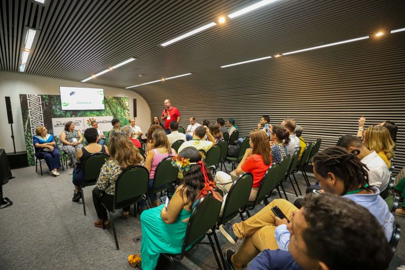 Saúde e ambiente na amazônia: integração necessária hoje para atuação nos cenários futuros e no fortalecimento do SUS
Secretário Saúde do Estado do Pará Rômulo Gomes Rodovalho FT Alex Ribeiro Ag Pará <div class='credito_fotos'>Foto: Alex Ribeiro / Ag. Pará | <a href='/midias/2023/originais/16835_dc53955f-09c6-4fac-a610-8c374589d089.jpg' download><i class='fa-solid fa-download'></i> Download</a></div>