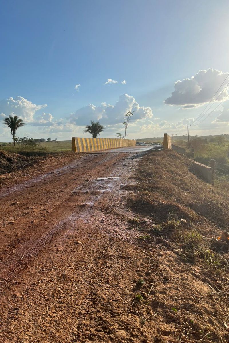 Governo do Estado entrega três pontes de concreto, em São Geraldo do Araguaia

fotos: Rian Silva- Ascom prefeitura São Geraldo do Araguaia <div class='credito_fotos'>Foto: Divulgação   |   <a href='/midias/2023/originais/16838_80991c51-6f45-4934-d202-016fc2e6b93d.jpg' download><i class='fa-solid fa-download'></i> Download</a></div>