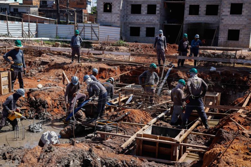 
Construção de 400 unidades habitacionais do Curtume de Santo Antônio estão com mais de 30% dos serviços executados  <div class='credito_fotos'>Foto: Paula Lourinho / Ascom Seop   |   <a href='/midias/2023/originais/16903_180ad85f-6411-d4f6-8888-faa82679f6eb.jpg' download><i class='fa-solid fa-download'></i> Download</a></div>
