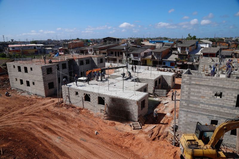 
Construção de 400 unidades habitacionais do Curtume de Santo Antônio estão com mais de 30% dos serviços executados  <div class='credito_fotos'>Foto: Paula Lourinho / Ascom Seop   |   <a href='/midias/2023/originais/16903_2c80ffec-3b9c-d4b1-42a1-f7307812a459.jpg' download><i class='fa-solid fa-download'></i> Download</a></div>