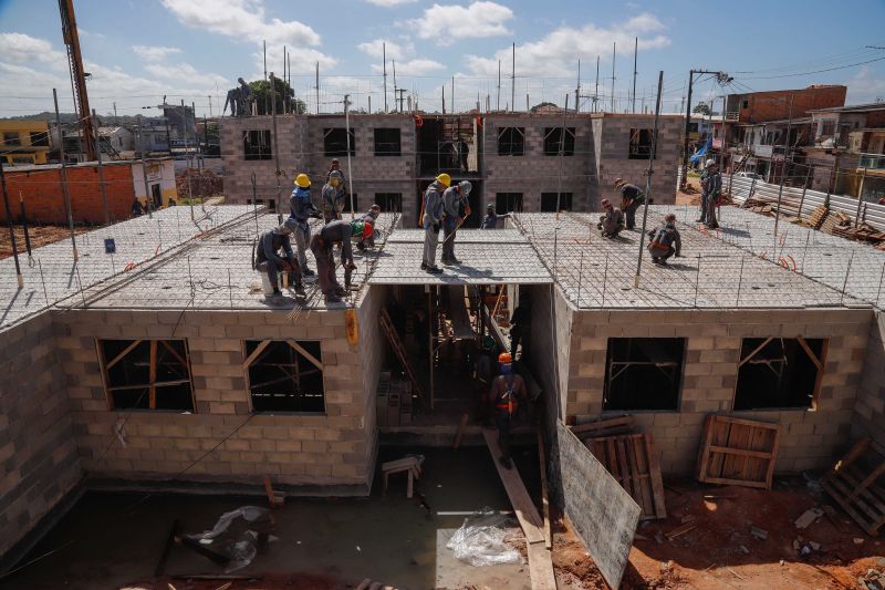 
Construção de 400 unidades habitacionais do Curtume de Santo Antônio estão com mais de 30% dos serviços executados  <div class='credito_fotos'>Foto: Paula Lourinho / Ascom Seop   |   <a href='/midias/2023/originais/16903_3a247fc1-2177-1d0b-38ef-5242bcf7f9c4.jpg' download><i class='fa-solid fa-download'></i> Download</a></div>