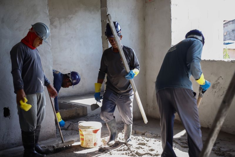 
Construção de 400 unidades habitacionais do Curtume de Santo Antônio estão com mais de 30% dos serviços executados  <div class='credito_fotos'>Foto: Paula Lourinho / Ascom Seop   |   <a href='/midias/2023/originais/16903_3e82c4c7-9f3f-55f3-852c-530bbea96b59.jpg' download><i class='fa-solid fa-download'></i> Download</a></div>