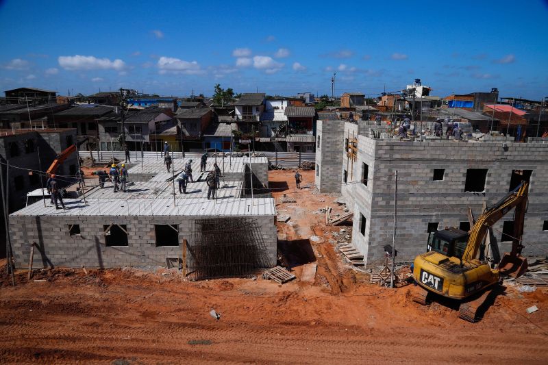 
Construção de 400 unidades habitacionais do Curtume de Santo Antônio estão com mais de 30% dos serviços executados  <div class='credito_fotos'>Foto: Paula Lourinho / Ascom Seop   |   <a href='/midias/2023/originais/16903_ab917e55-646e-bc0d-b3de-c58e23bf8d5e.jpg' download><i class='fa-solid fa-download'></i> Download</a></div>